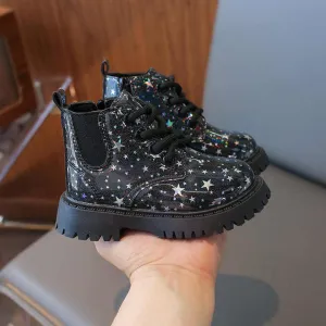 أحذية أطفال للخريف والشتاء بنعل ناعم أحذية ثلج . Autumn and winter children's shoes with s