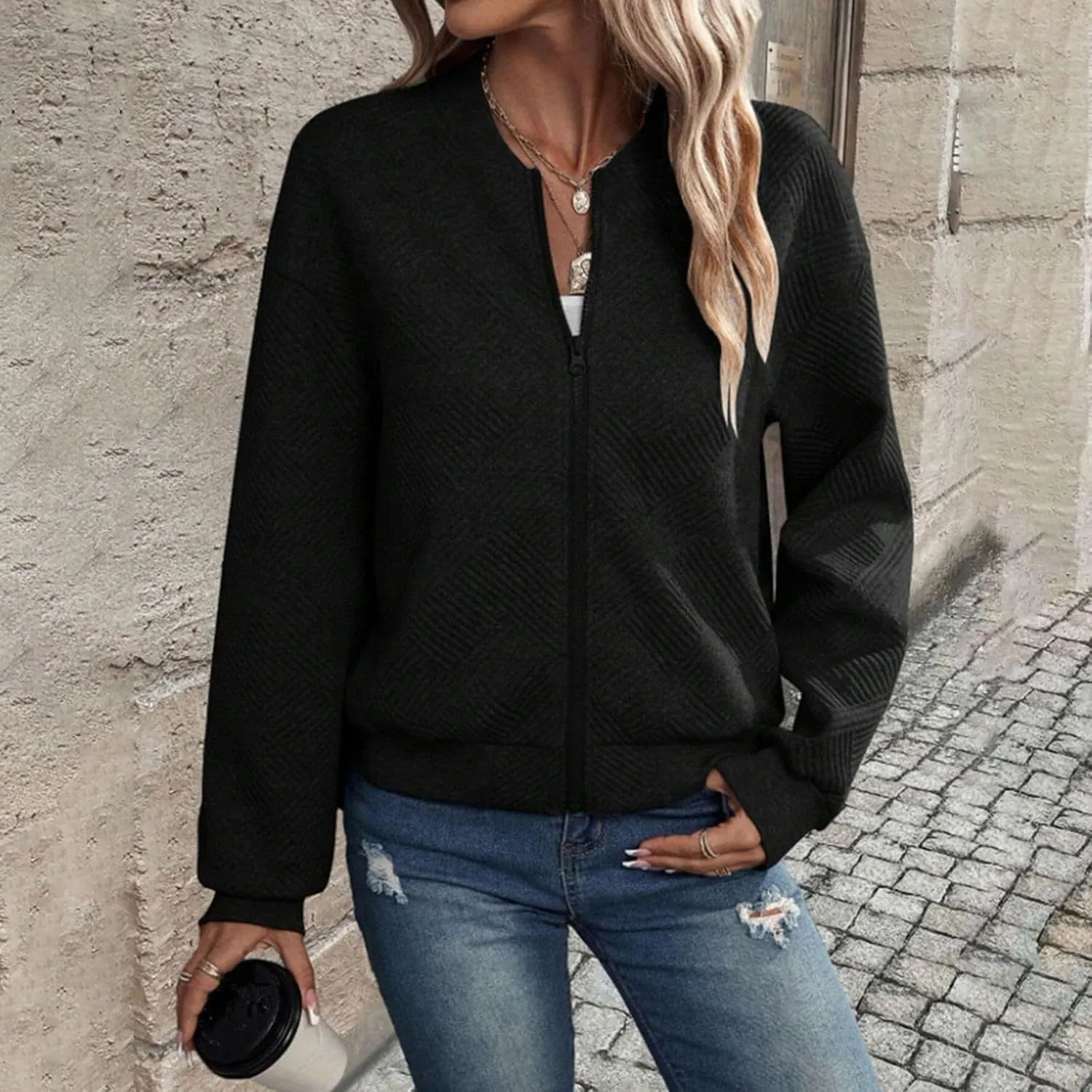 Bomber Jacket Women Lightweight Zip Up Quilted Jackets Fall 2024 Dressy Casual Full Zip Hoodies with Hidden Pockets