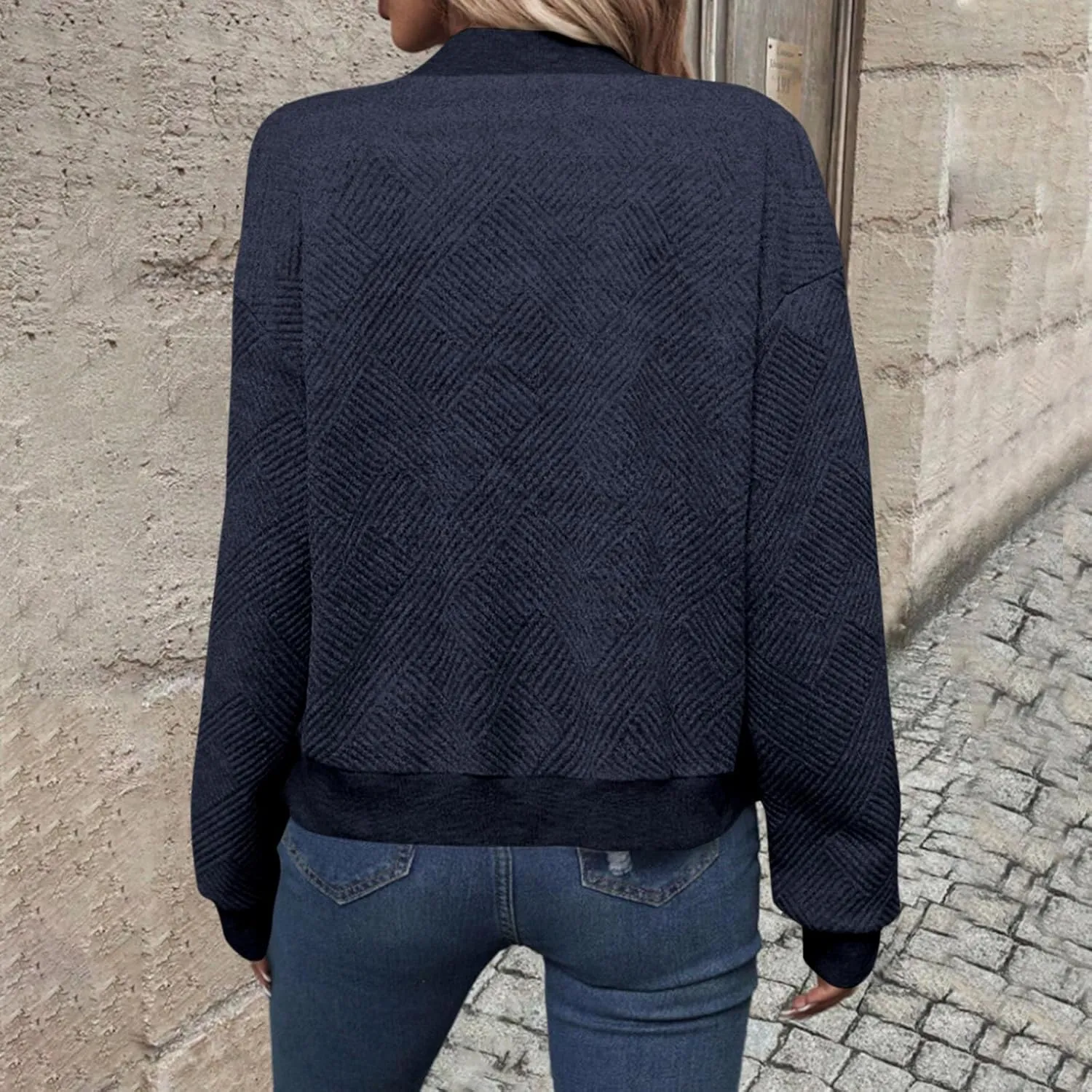 Bomber Jacket Women Lightweight Zip Up Quilted Jackets Fall 2024 Dressy Casual Full Zip Hoodies with Hidden Pockets