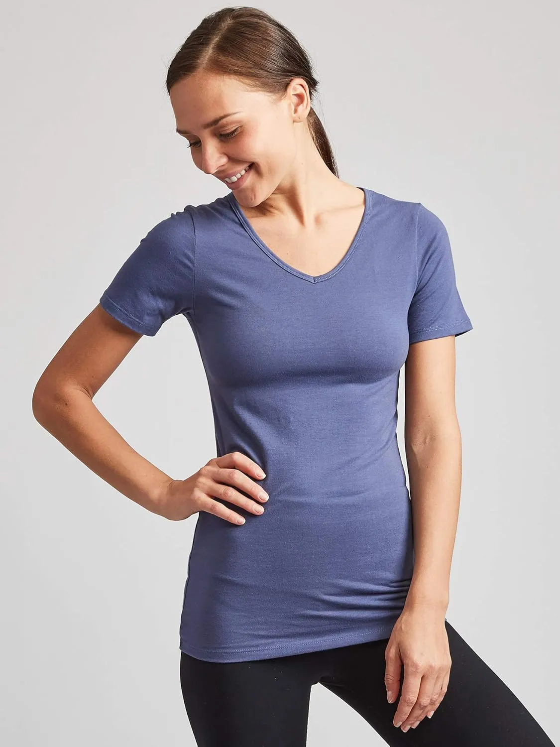 Kalon Women's 4-Pack V-Neck T-Shirt Base Layer