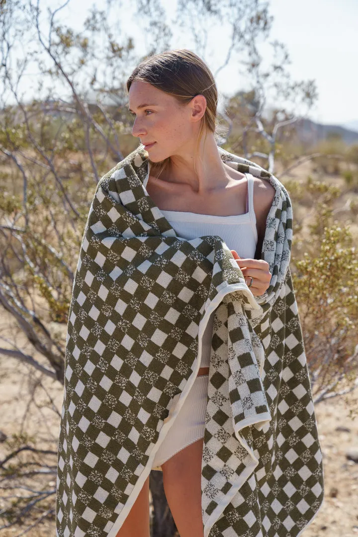 Monroe Towel in Olive