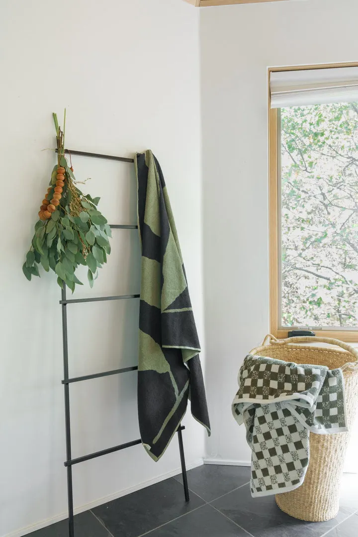 Monroe Towel in Olive