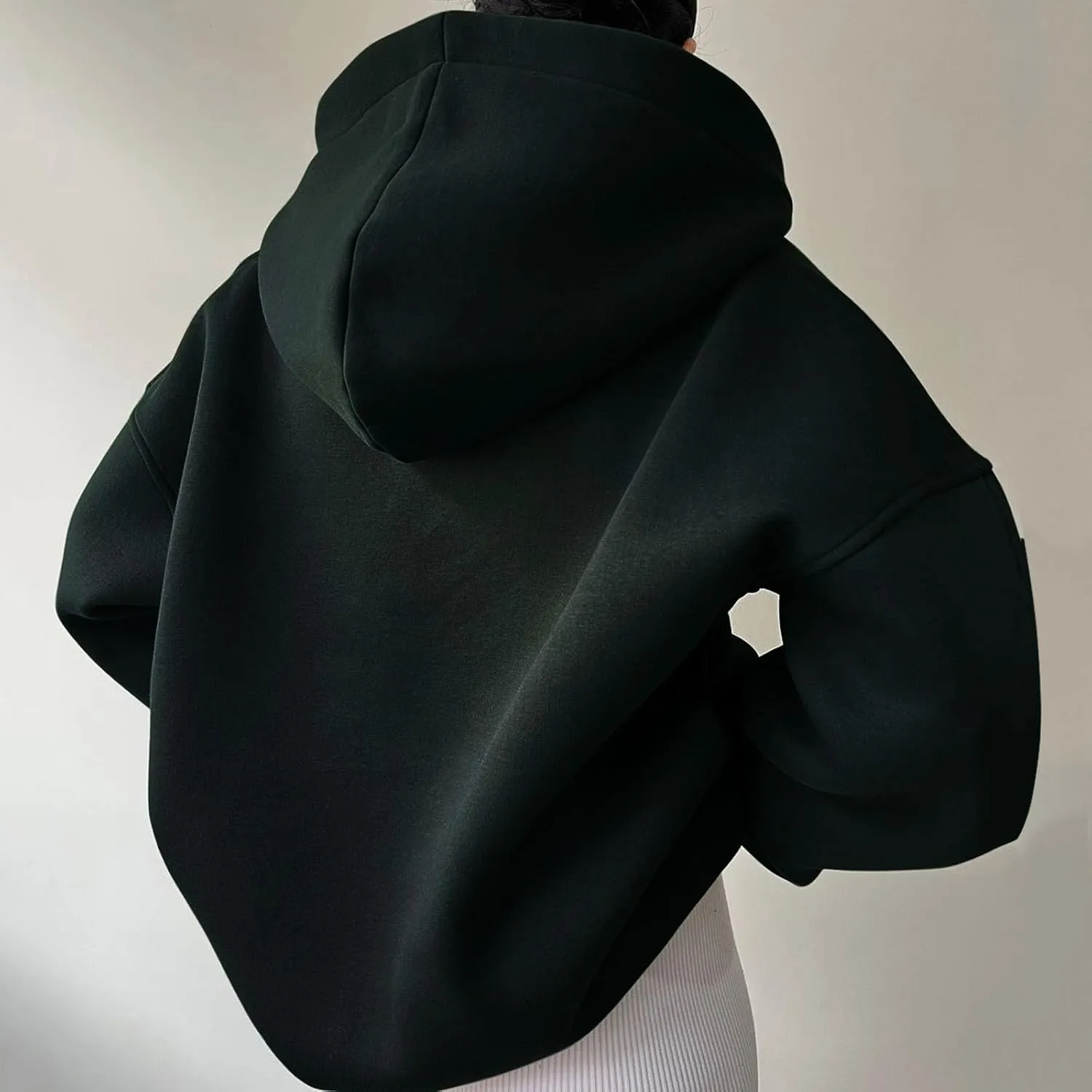 Oversized Hoodie for Women 2024 Fall Fashion Long Sleeve Sweaters Drawstring Pullover Tops with Pockets Sweatshirt