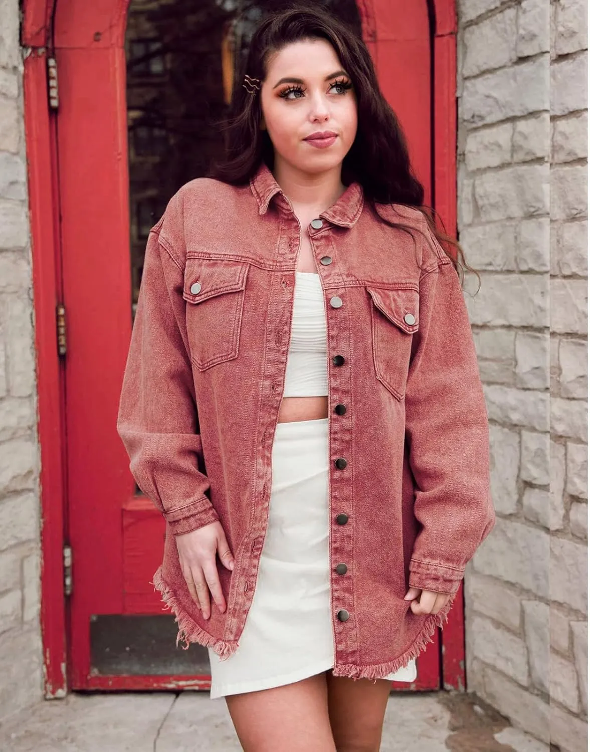 Vetinee Womens Oversized Button Up Frayed Hem Shacket Long Sleeve Pockets Denim Jean Jacket
