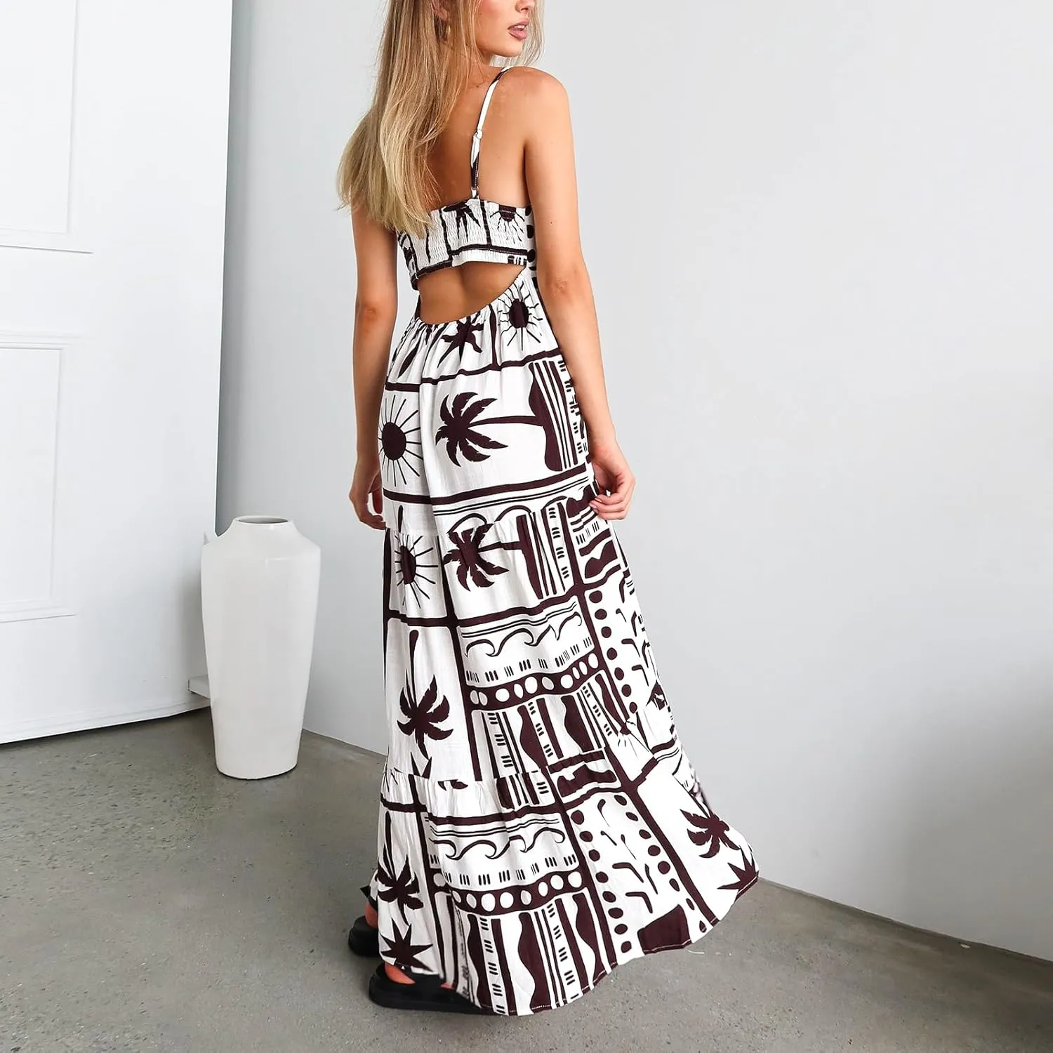 Women Boho Floral Cami Maxi Dress Spaghetti Strap Flowy Long Beach Dress Summer Graphic Print Vacation Sundress