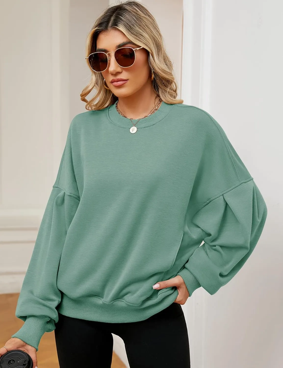 ZHENWEI Sweatshirts for Women Crewneck Pullover Sweaters with Pockets